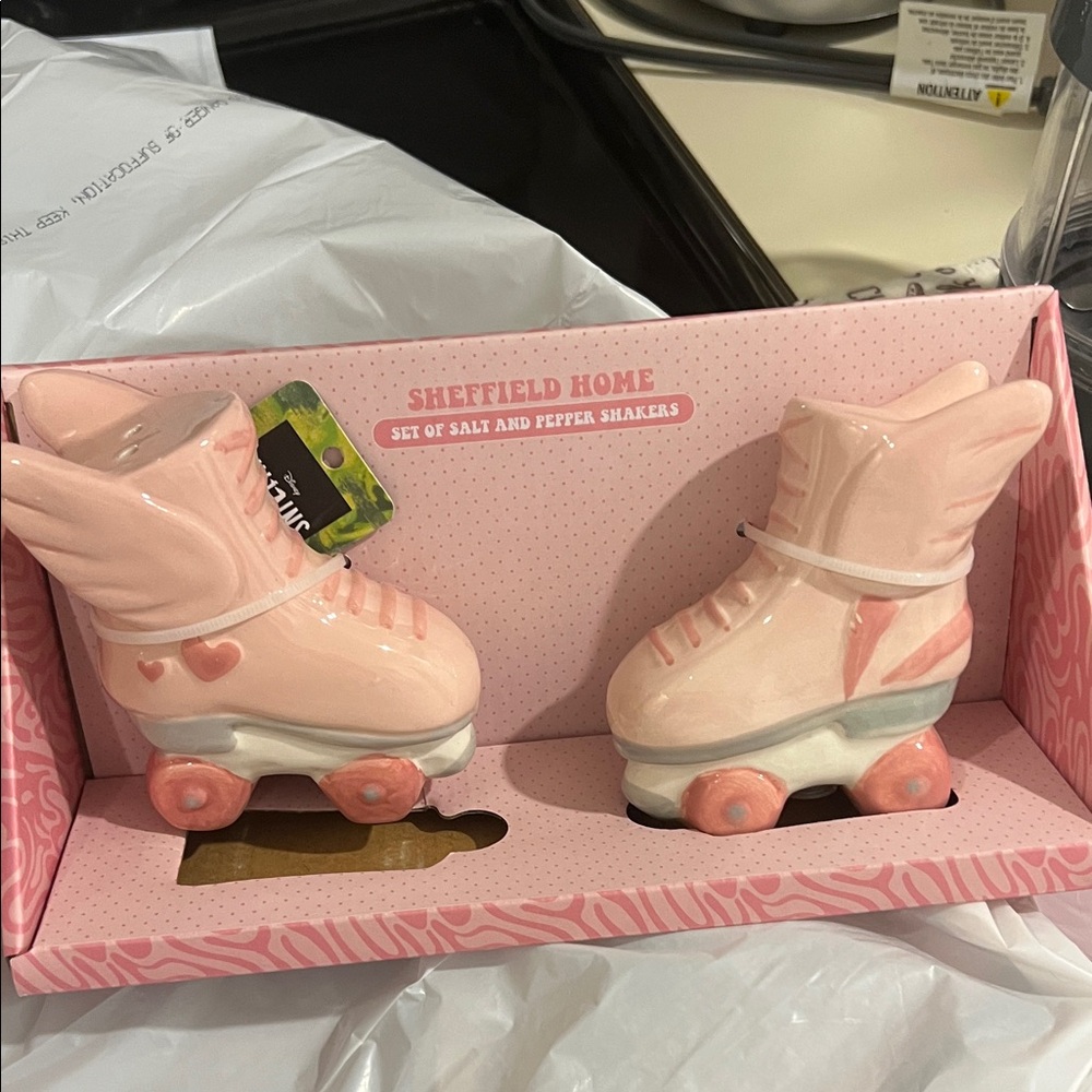 NEW Sheffield Home Pink Roller Skate Shaker Set